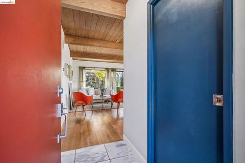 2938 Morgan Ave, Oakland, CA, 94602-3419 | Card Image