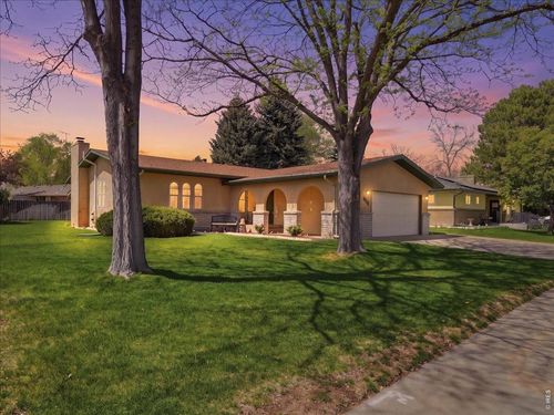 370 10th St, Windsor, CO, 80550-4724 | Card Image