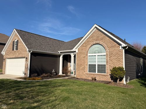 299 Entrance Hall Vw, Greenwood, IN, 46142-7599 | Card Image
