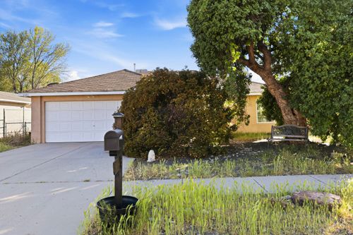 1121 Willow Ct Se, Los Lunas, NM, 87031-6891 | Card Image