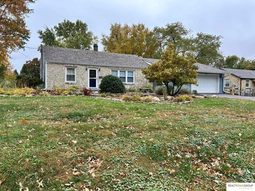 4325 Grover St, Omaha, NE, 68105-3830 | Card Image