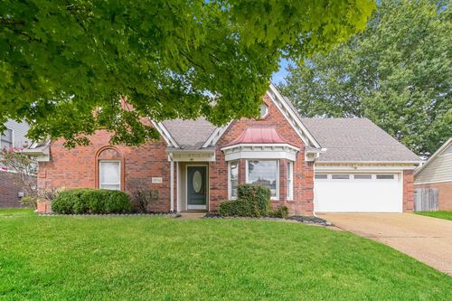 7956 Tankerston Dr, Memphis, TN, 38125-3606 | Card Image