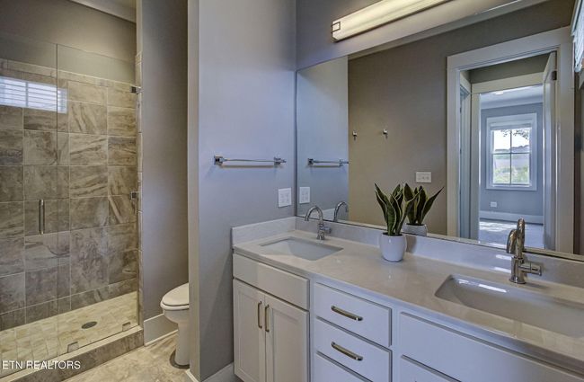 1539 Mystic St, House other with 3 bedrooms, 3 bathrooms and 2 parking in Knoxville TN | Image 17