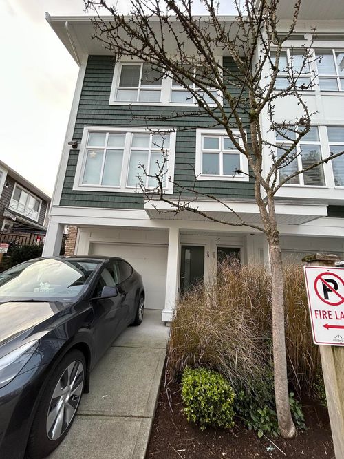 29-24108 104 Ave, Maple Ridge, BC, V2W0J5 | Card Image