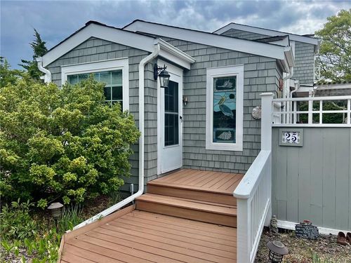 25 Mako Ln, Amagansett, NY, 11930-2740 | Card Image