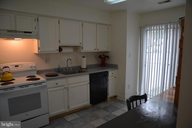 585 - 11308 Appledowre Way, Townhouse with 3 bedrooms, 3 bathrooms and null parking in GERMANTOWN MD | Image 11