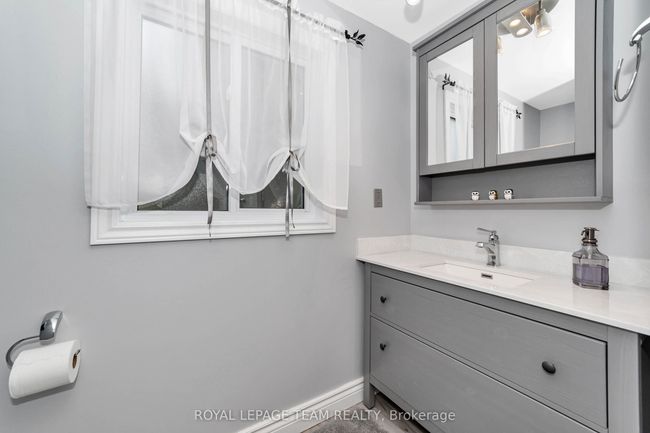 203 Rosemary Gdns, House attached with 3 bedrooms, 2 bathrooms and 4 parking in Orléans ON | Image 25