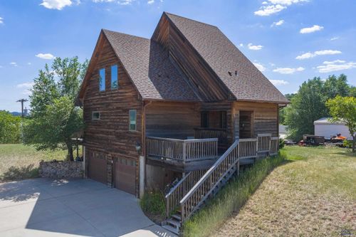 2233 Lincoln Ave, Hot Springs, SD, 57747-1844 | Card Image