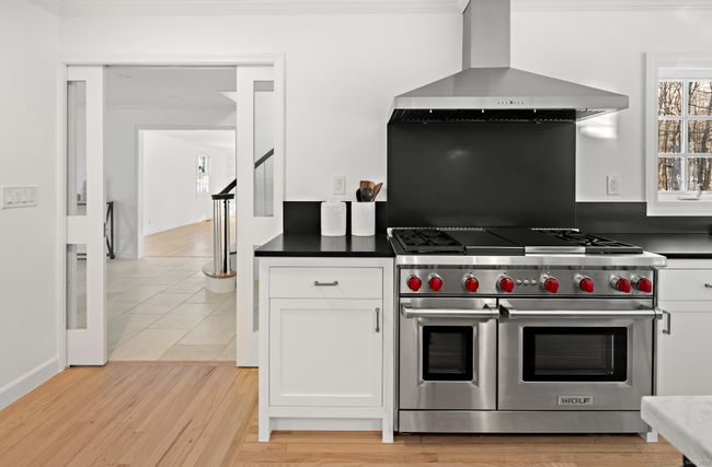 148 W Hills Rd, House other with 5 bedrooms, 5 bathrooms and null parking in New Canaan CT | Image 10