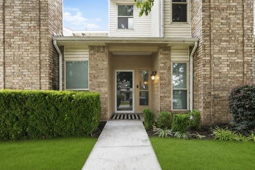 408 Josephine St, Dallas, TX, 75246-1401 | Card Image