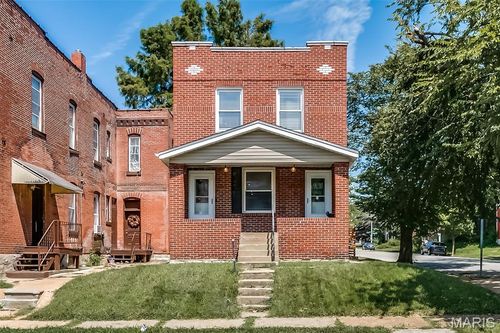 3201 Dakota St, Saint Louis, MO, 63111-1230 | Card Image