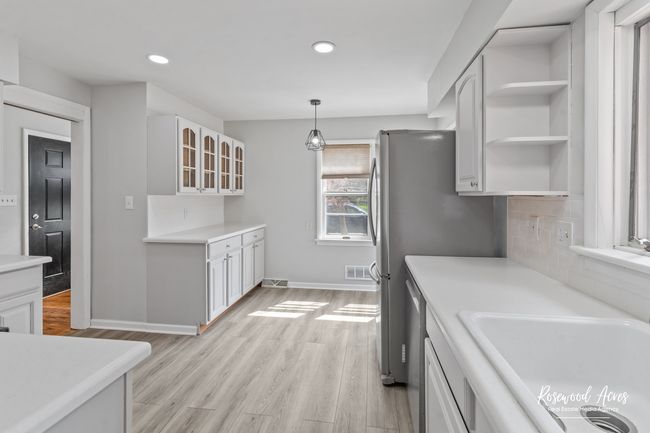 902 W Downer Pl, House other with 2 bedrooms, 2 bathrooms and 1 parking in Aurora IL | Image 6