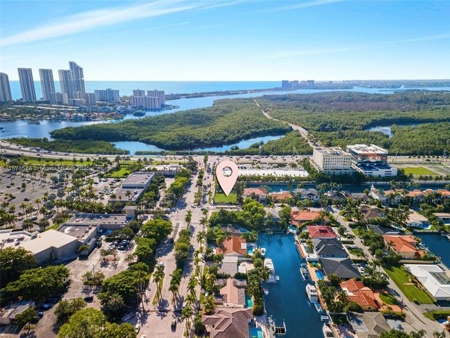 3460 Ne 164 Th St, House other with 5 bedrooms, 7 bathrooms and null parking in North Miami Beach FL | Image 11