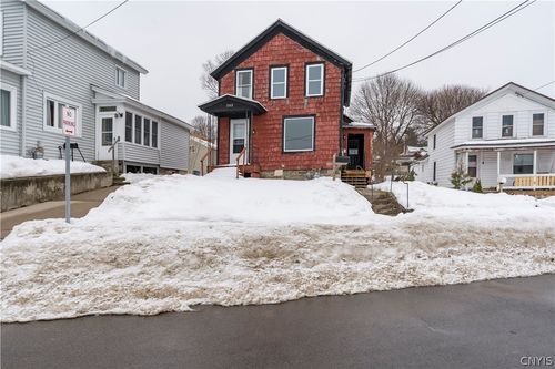 243 E 2nd St, Oswego, NY, 13126-3106 | Card Image