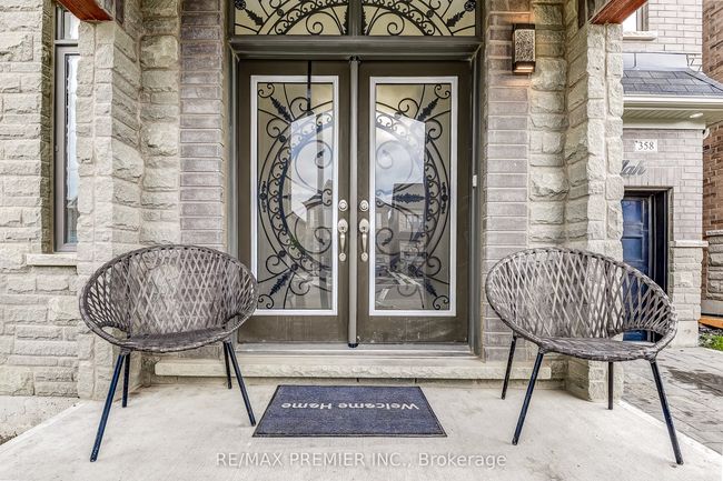 358 Clockwork Dr, House other with 4 bedrooms, 3 bathrooms and 2 parking in Brampton ON | Image 4