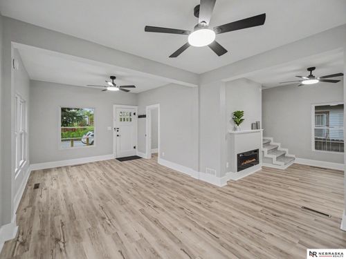 2810 S 11th St, Lincoln, NE, 68502-4409 | Card Image