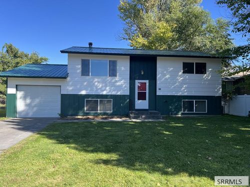 464 Neptune Drive, Idaho Falls, ID, 83402 | Card Image