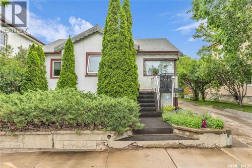 1262 103rd St, North Battleford, SK, S9A1K8 | Card Image