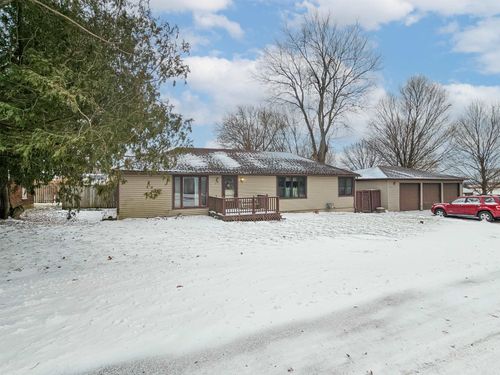 203 Monroe St, MONROE CENTER, IL, 61052-9814 | Card Image