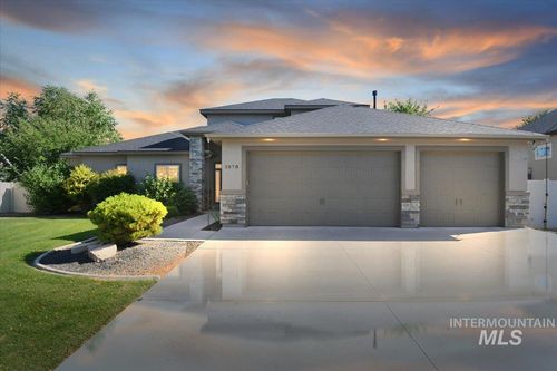 2578 E Granadillo Dr, Meridian, ID, 83646-5455 | Card Image
