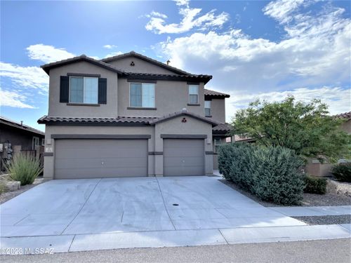 9450 N Andrina Dr, Tucson, AZ, 85742-5138 | Card Image