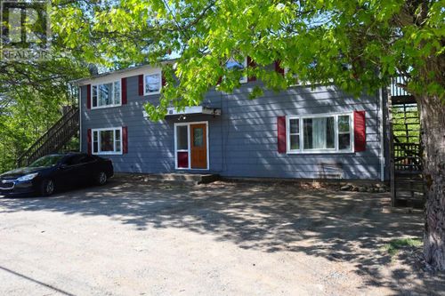 93 North St, Bridgewater, NS, B4V2V7 | Card Image