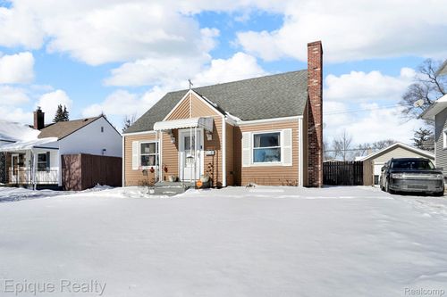 361 Buckingham Ave, Flint, MI, 48507-2704 | Card Image