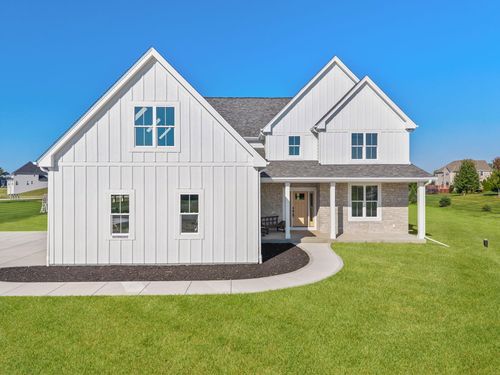 2768387 Marshall St, Pewaukee, WI, 53072 | Card Image