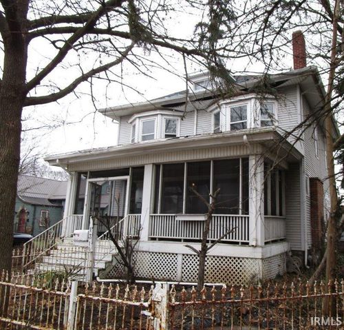 1319 E Center Street, Warsaw, IN, 46580 | Card Image