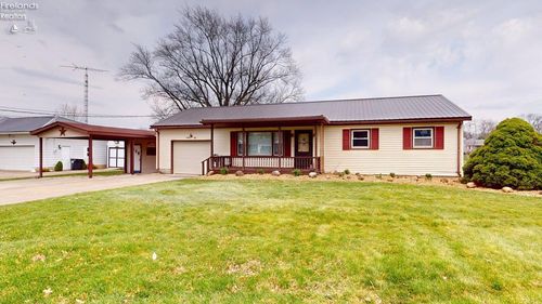 3392 Austin Dr, Willard, OH, 44890-9232 | Card Image