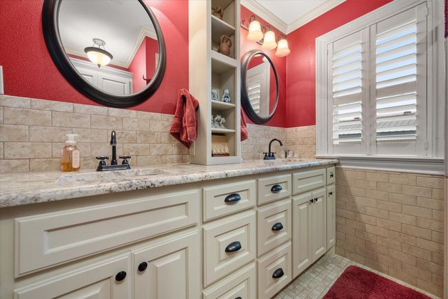 1121 W 3 Rd Ave, House other with 3 bedrooms, 2 bathrooms and null parking in Corsicana TX | Image 25