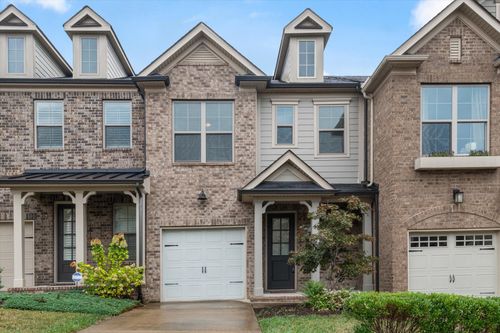 1611 Hampshire Pl, Thompsons Station, TN, 37179-5496 | Card Image