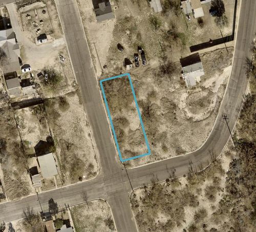 910 Nw 1st St, Big Spring, TX, 79720-1001 | Card Image