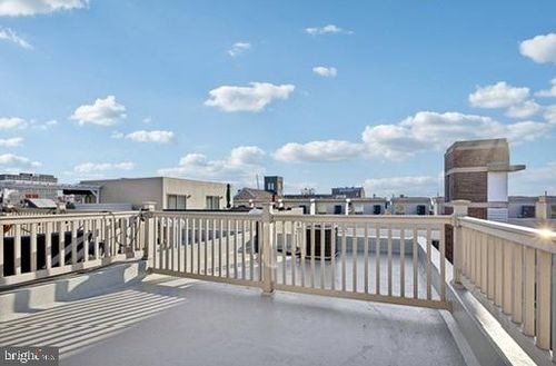 4-837 N 16th St, PHILADELPHIA, PA, 19130-2246 | Card Image