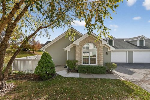 23136 W 71st Ter, Shawnee, KS, 66227-5503 | Card Image
