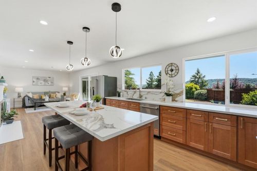 47 Greenfield Dr, Moraga, CA, 94556-1344 | Card Image