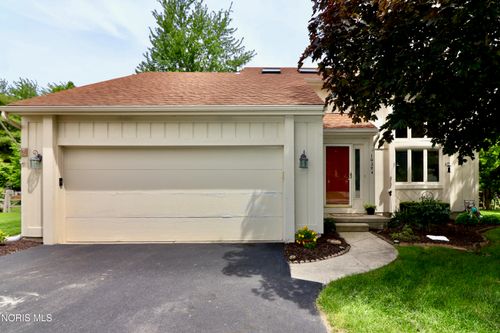 10394 Bridgewood St, Perrysburg, OH, 43551-3612 | Card Image