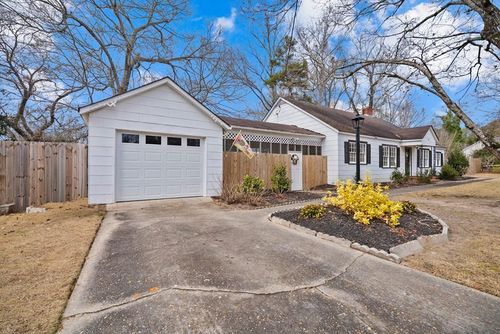 307 Oliver St, Buena Vista, GA, 31803-1924 | Card Image