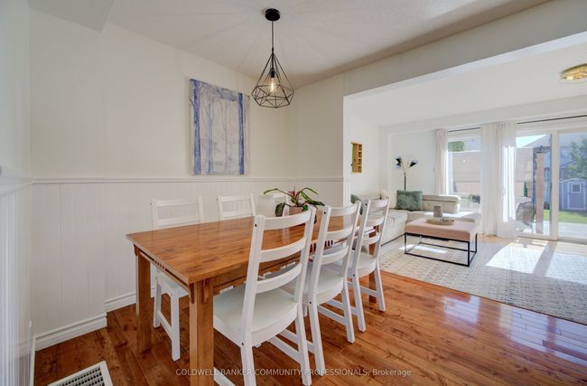 12 Gage St, House attached with 3 bedrooms, 2 bathrooms and 1 parking in Grimsby ON | Image 9