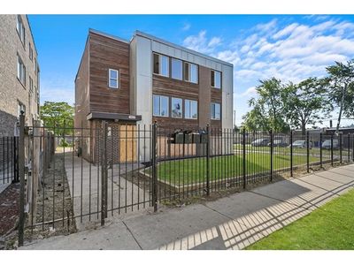 1863 S Komensky Avenue, Home with 10 bedrooms, 6 bathrooms and null parking in Chicago IL | Image 3