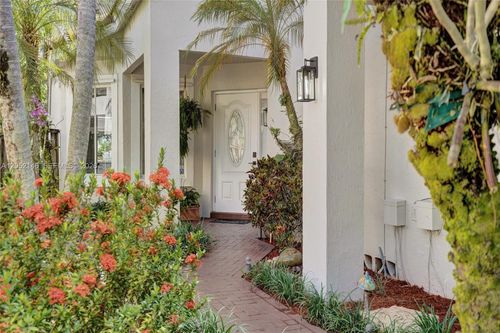 10073 Nw 5th St, Plantation, FL, 33324-7057 | Card Image