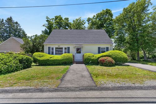 22 Myrtle Ave, Acushnet, MA, 02743-2656 | Card Image