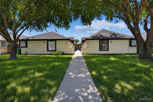 2213 N Dahlia St, Pharr, TX, 78577-7435 | Card Image