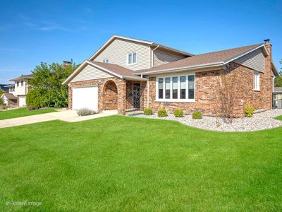 15413 Cherry Lane, House other with 4 bedrooms, 2 bathrooms and 2 parking in Oak Forest IL | Image 2