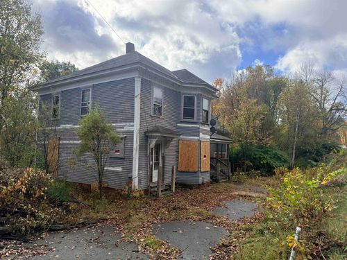 40 Lancaster Rd, Lunenburg, VT, 05906-9433 | Card Image