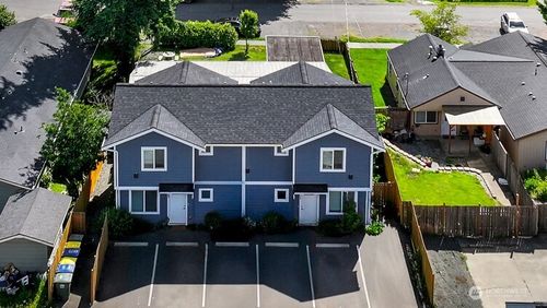 2330 Verona Street, Bellingham, WA, 98226 | Card Image