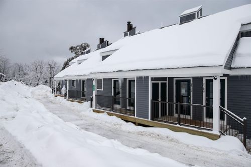 23c-upper-145 Okemo Trailside Ext, Ludlow, VT, 05149 | Card Image