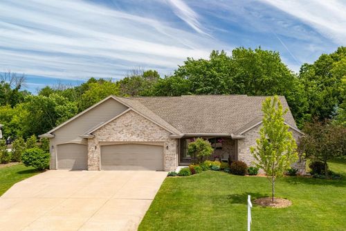 N7914 Creekside Drive, Sherwood, WI, 54169 | Card Image