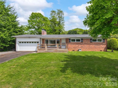 125 Playground Ct, Waynesville, NC, 28786-5031 | Card Image