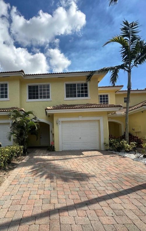 836 Imperial Lake Rd, West Palm Beach, FL, 33413-1072 | Card Image